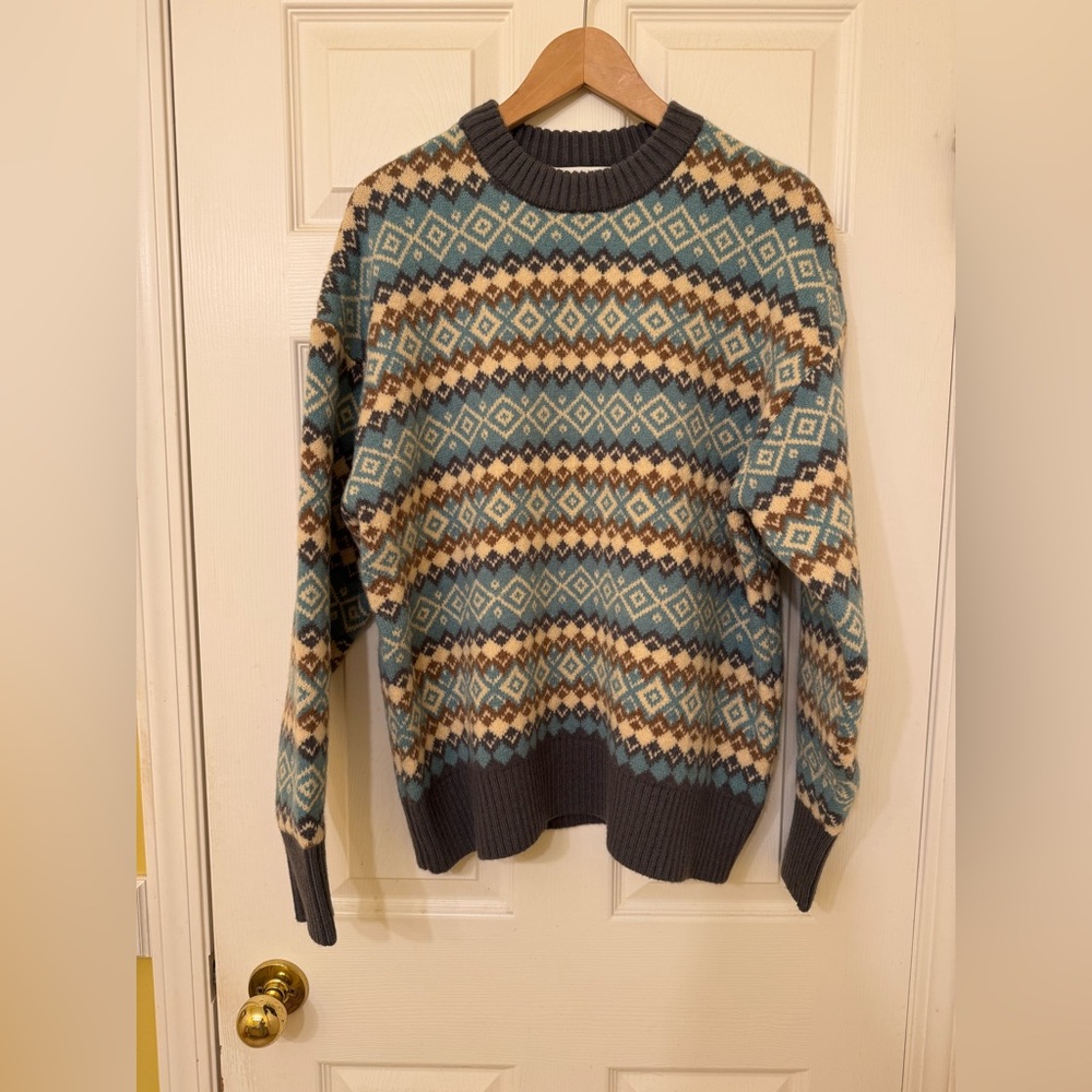 Men's Geometric Pattern Sweater - Blue and Cream